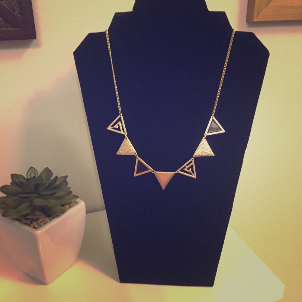 Black and gold necklace